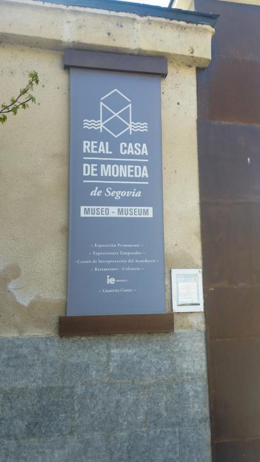 セゴビア Casa Agapito Marazuelaヴィラ エクステリア 写真